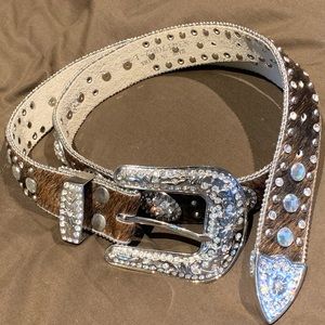 Like new Nocona calf hair on belt w/bling size L